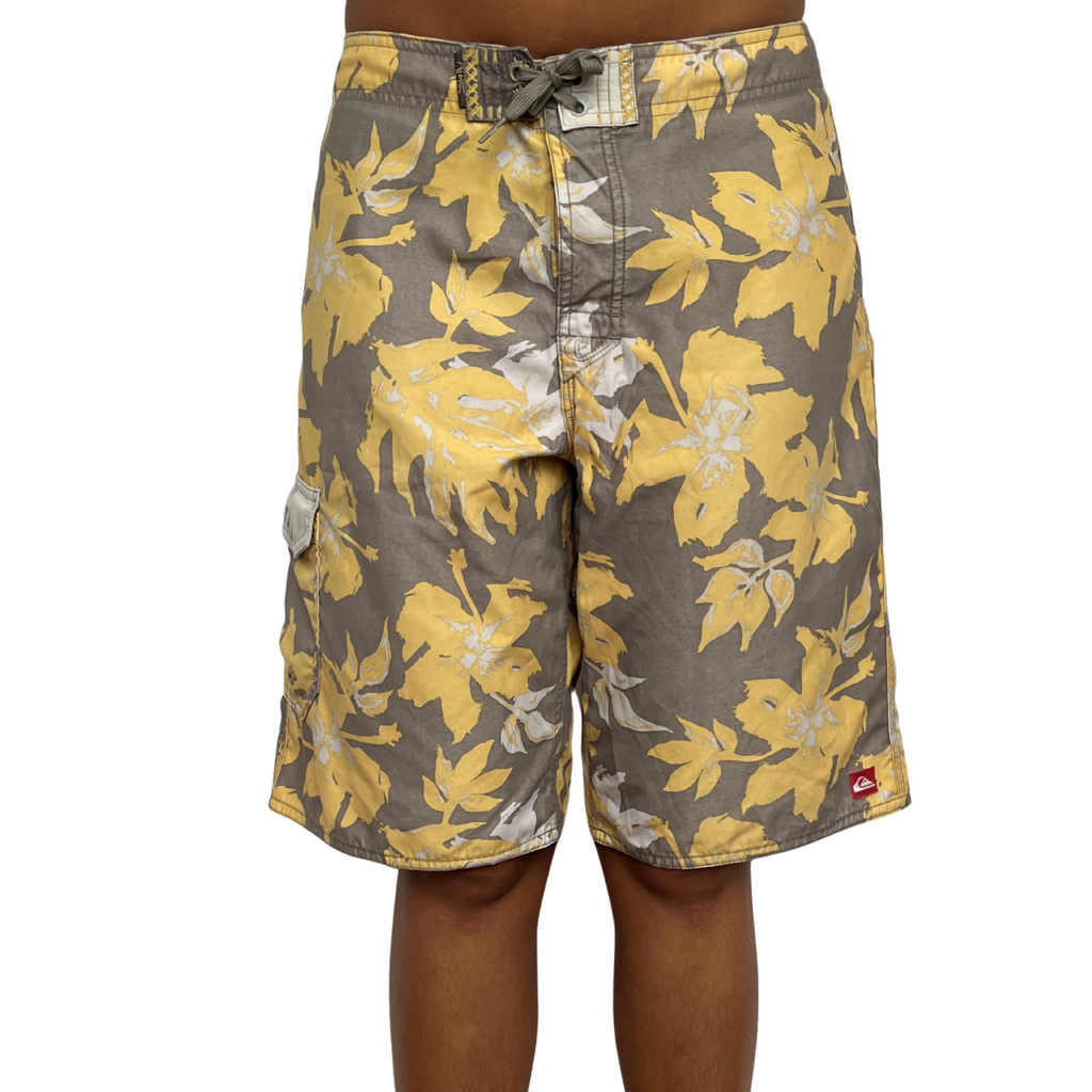 Bermuda Vintage Quiksilver (28) "C:72  L:52"