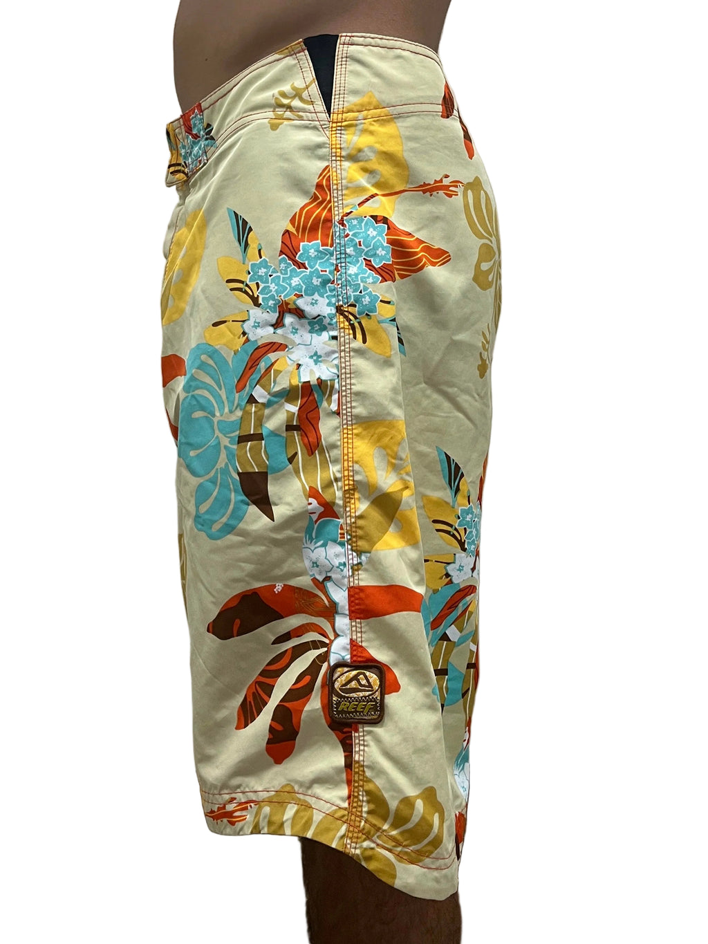 Bermuda Vintage Reef (32) "C:80 L:53"